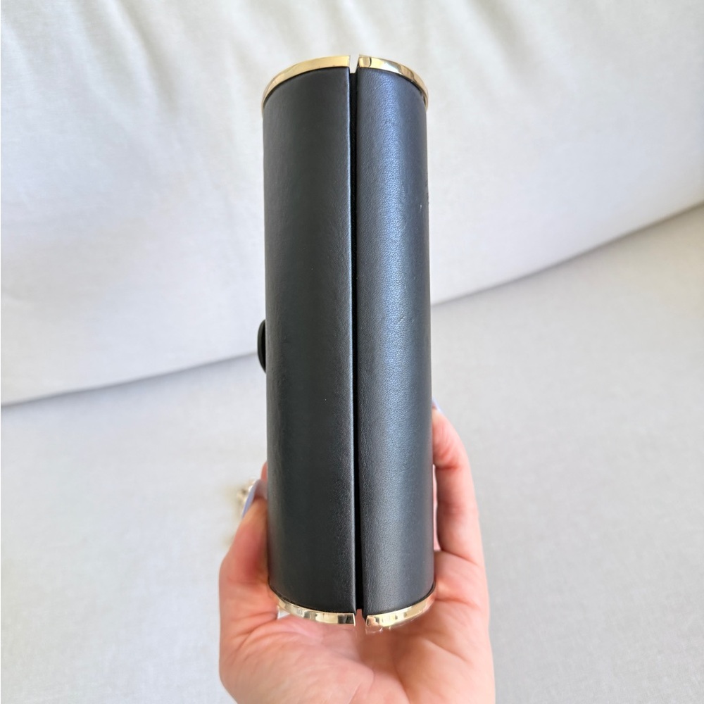 Elegant Black and Gold Clutch with Chain Strap - Picture 9 of 9